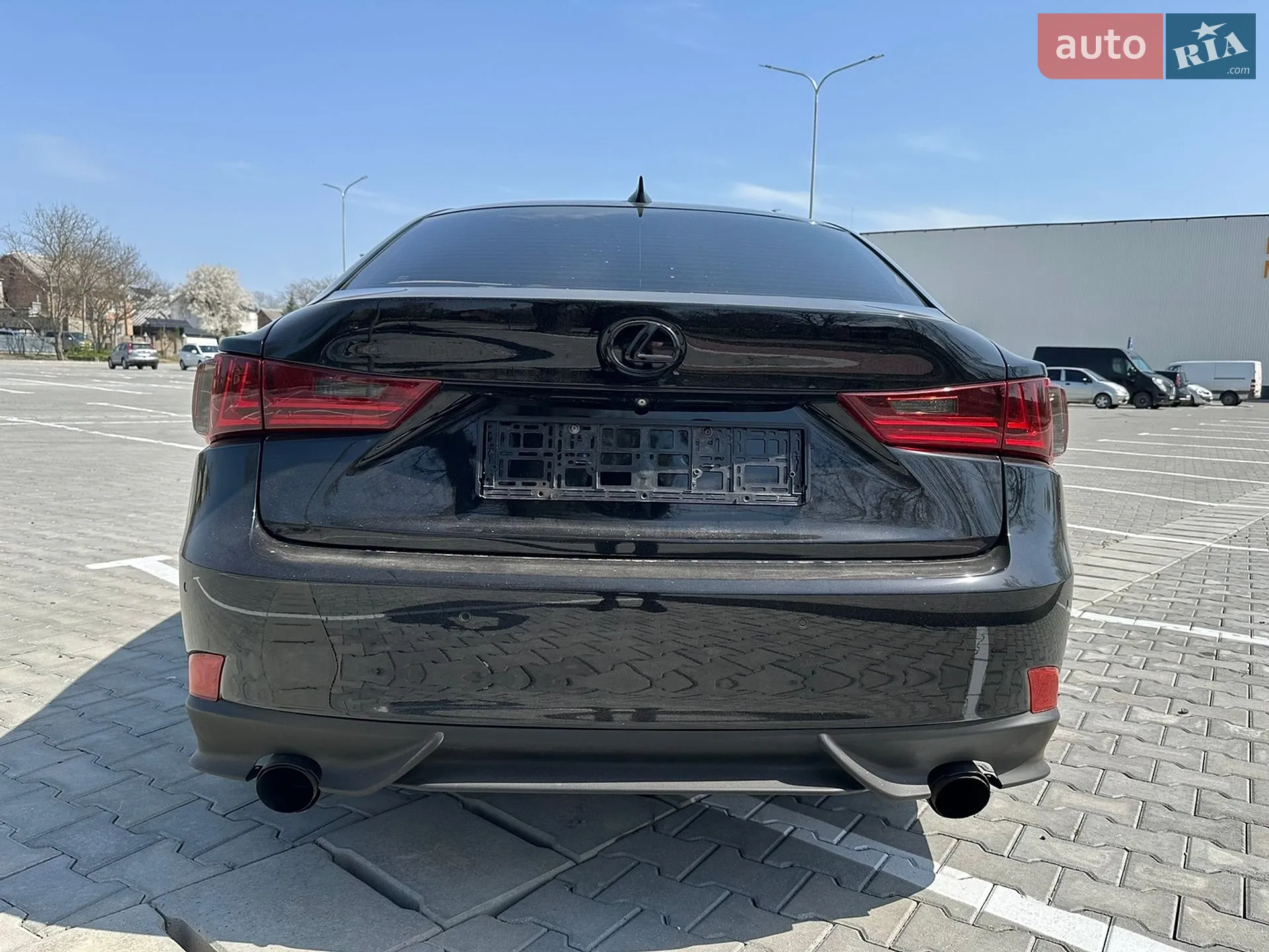 2015 Lexus IS - мініатюра 10
