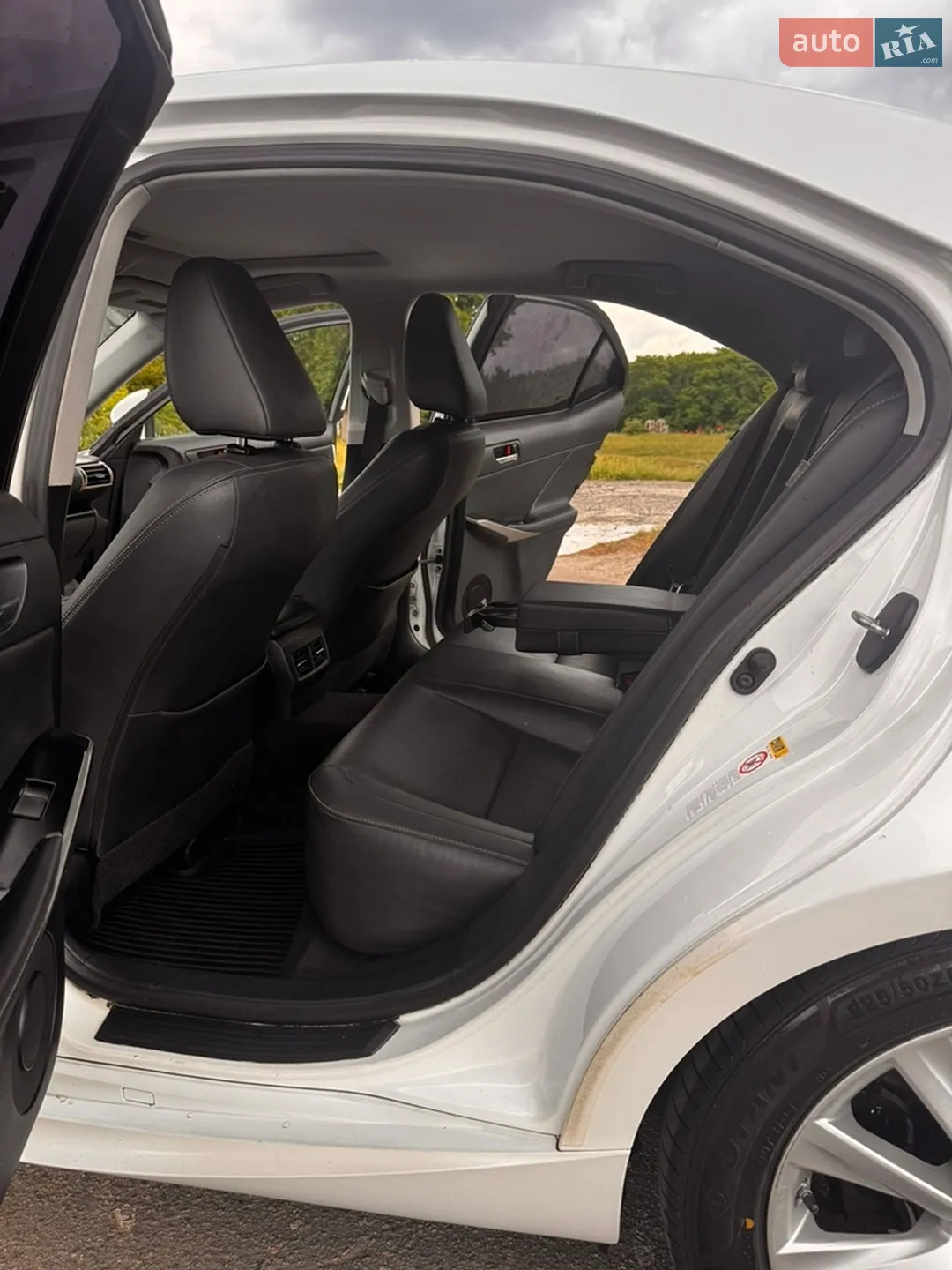 2014 Lexus IS - мініатюра 19