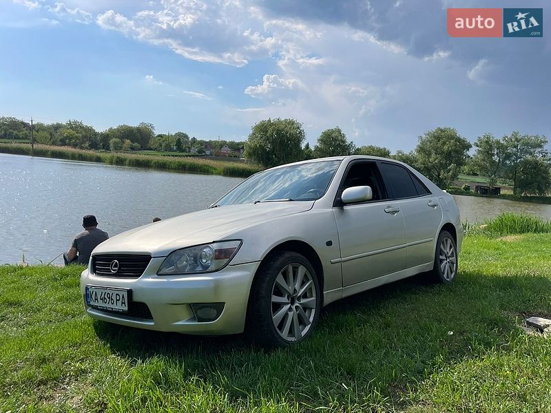 Седан Lexus IS 1999 в Белой Церкви