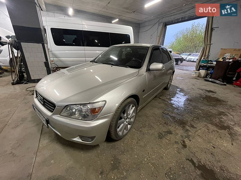 Седан Lexus IS 1999 в Білій Церкві фото 32 Седан Lexus IS 1999 в Білій Церкві