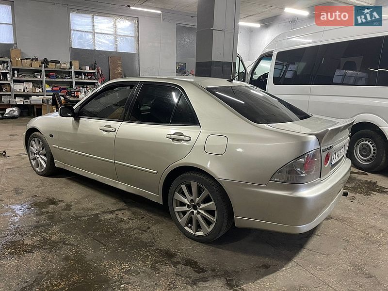 Седан Lexus IS 1999 в Белой Церкви