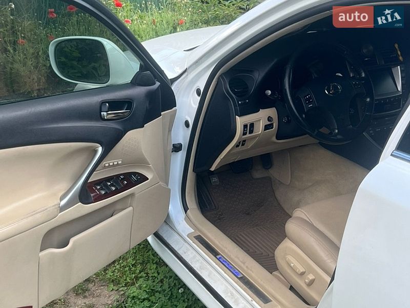 Седан Lexus IS 2006 в Києві