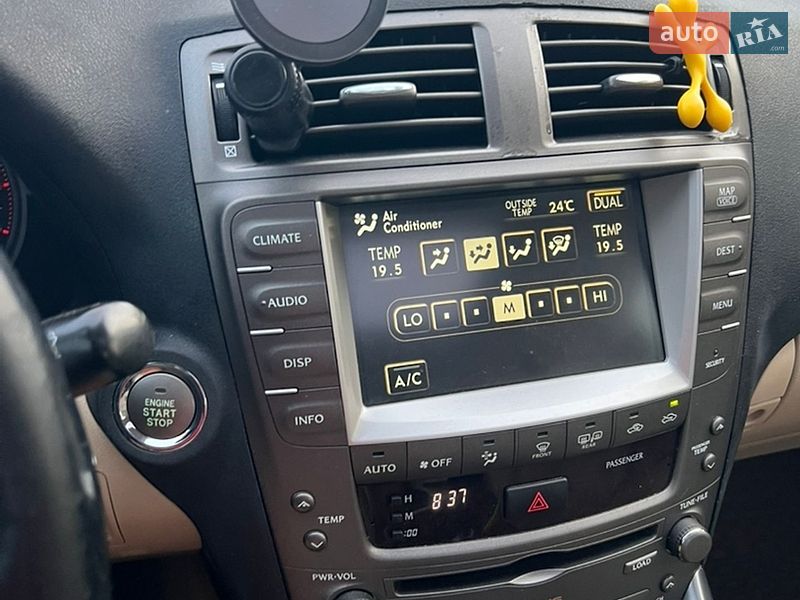 Седан Lexus IS 2006 в Києві