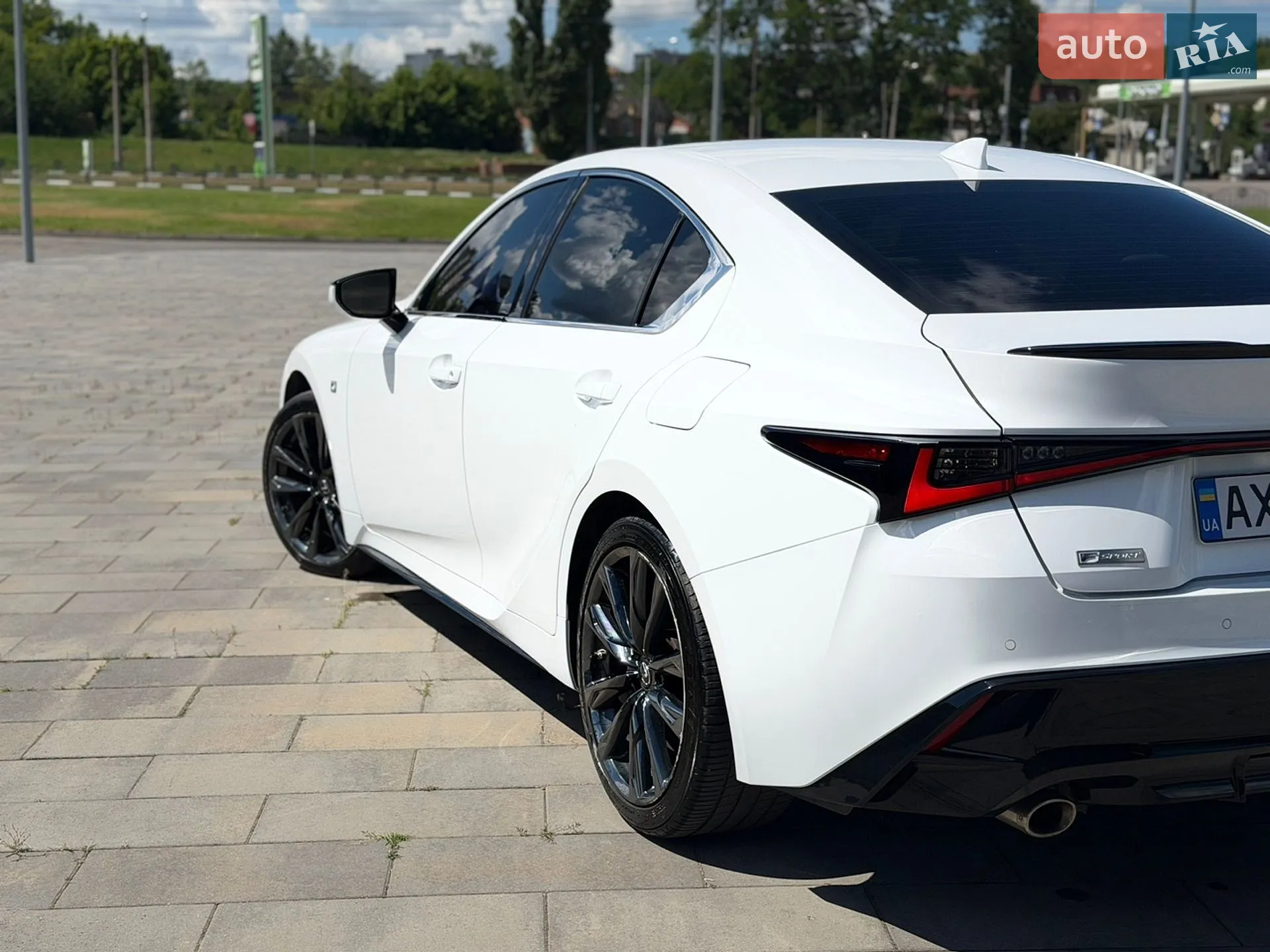 2021 Lexus IS - мініатюра 5