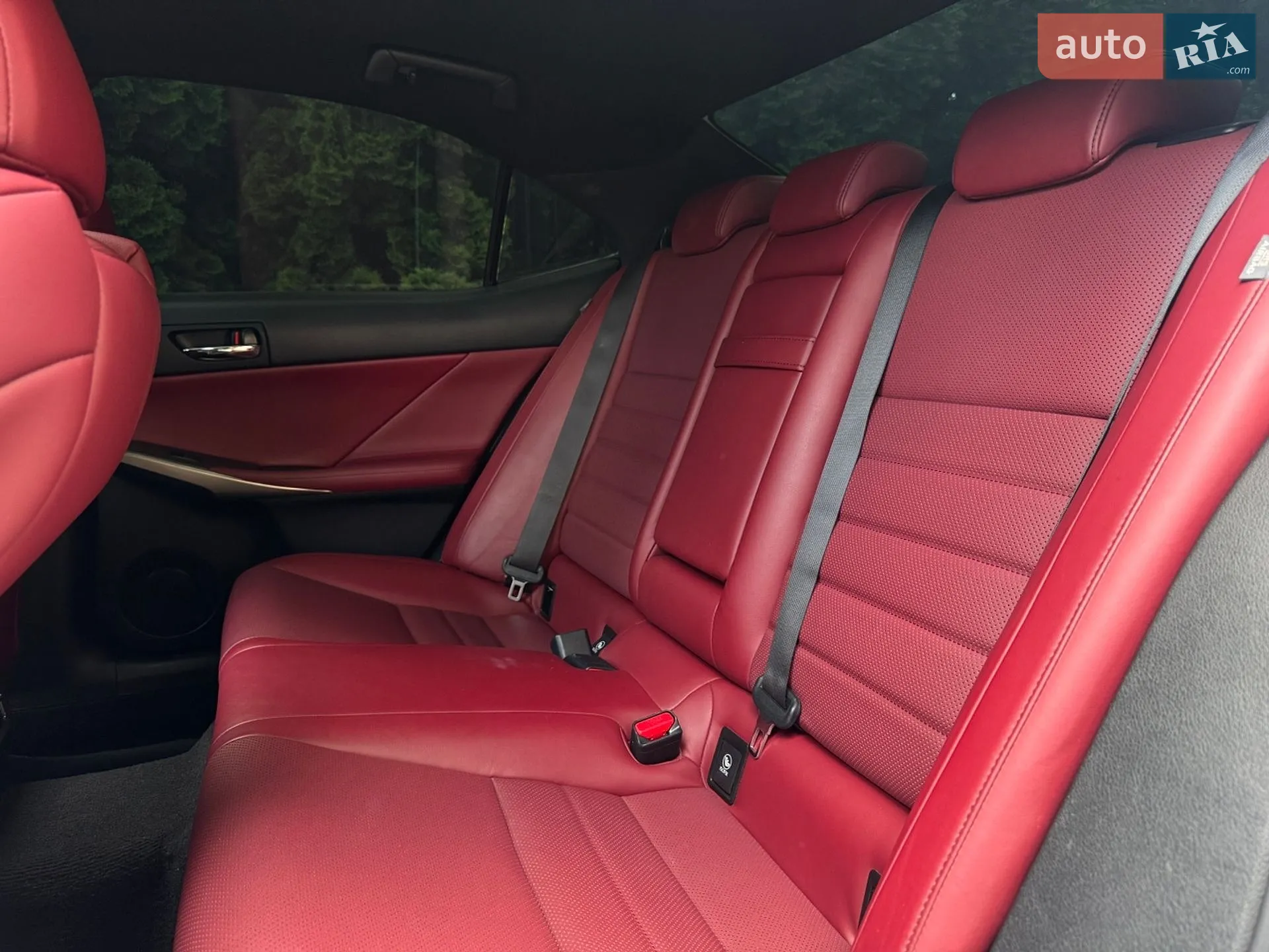 2016 Lexus IS - мініатюра 38