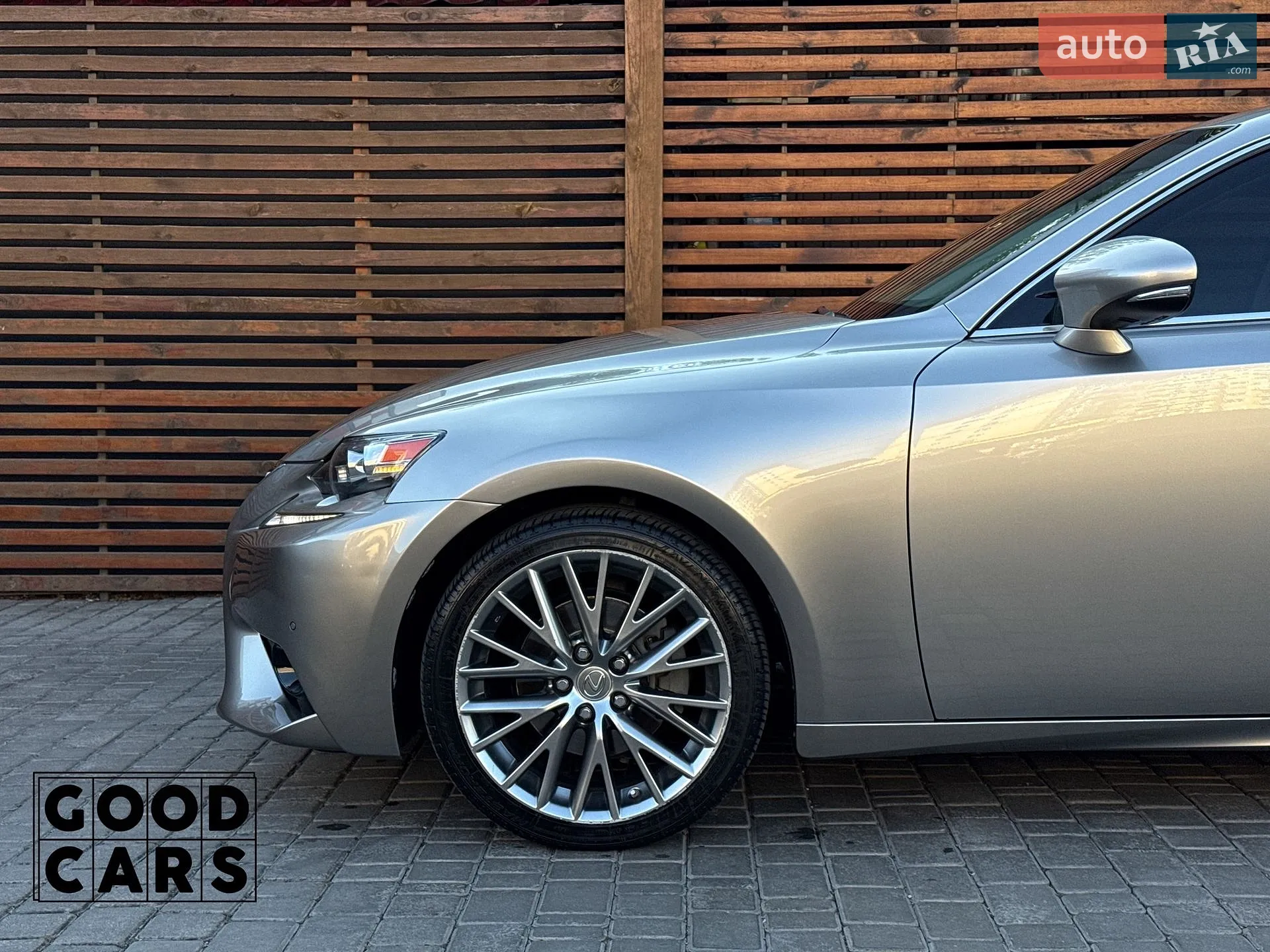 2015 Lexus IS - мініатюра 12