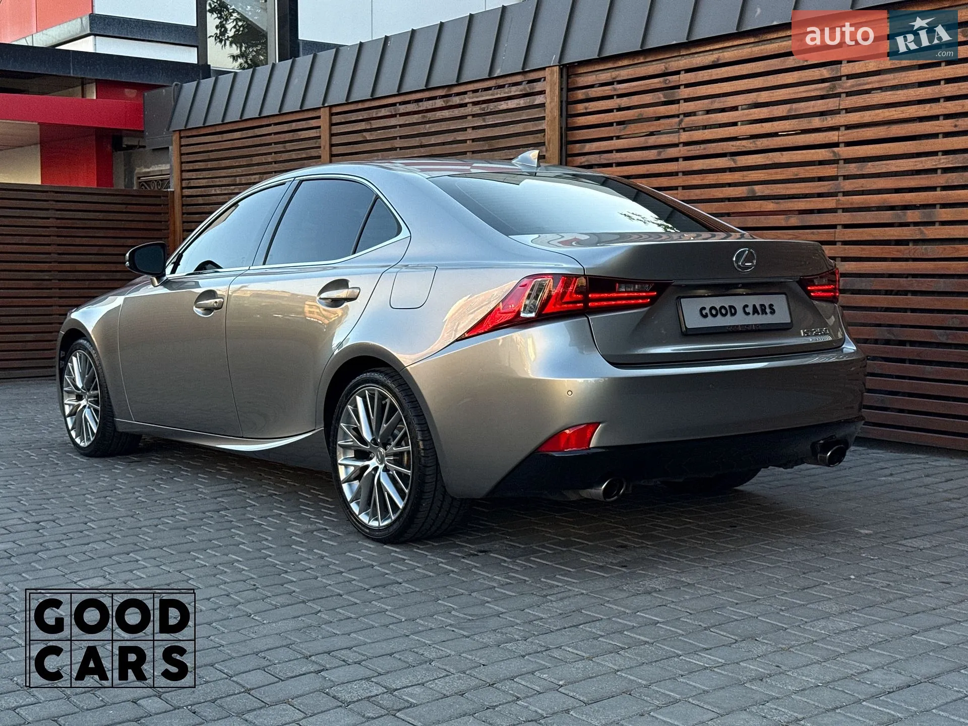 2015 Lexus IS - мініатюра 5