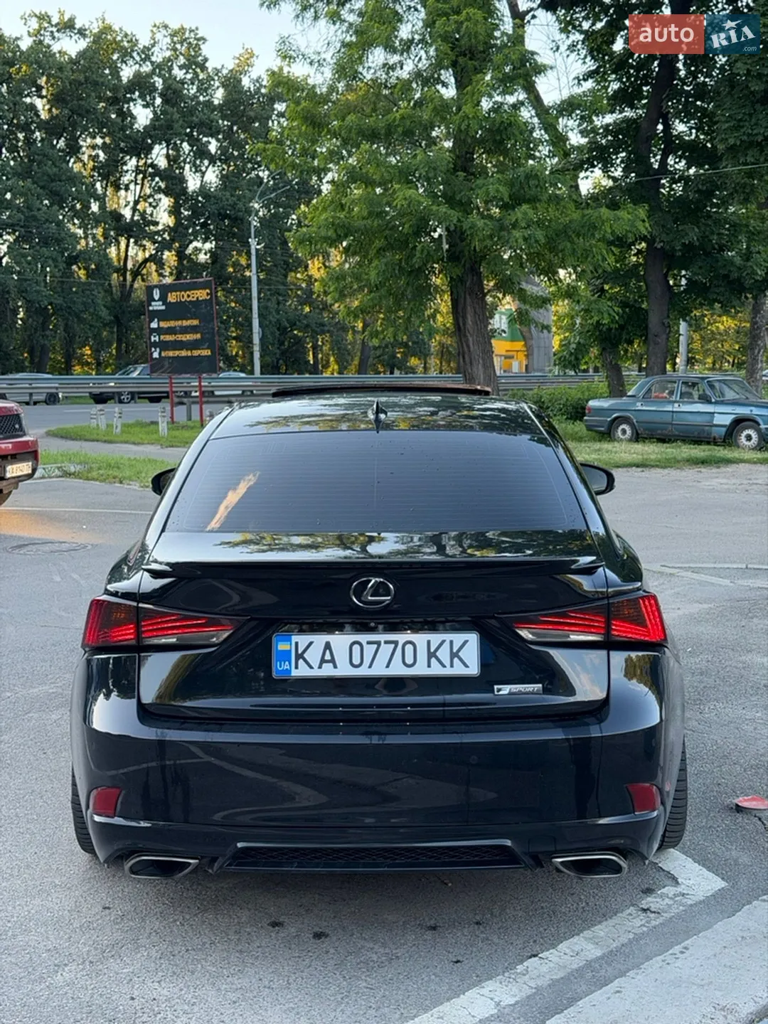 2017 Lexus IS - мініатюра 5