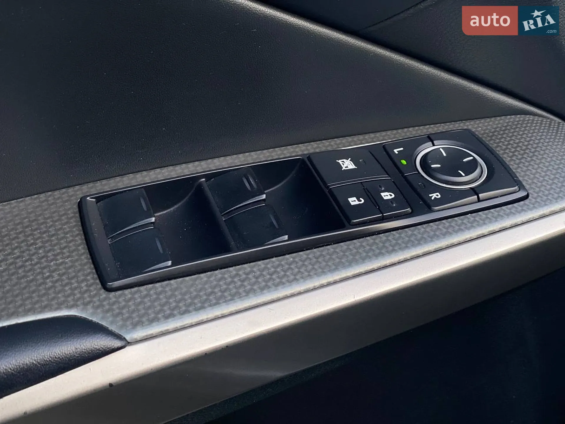 2013 Lexus IS - мініатюра 25