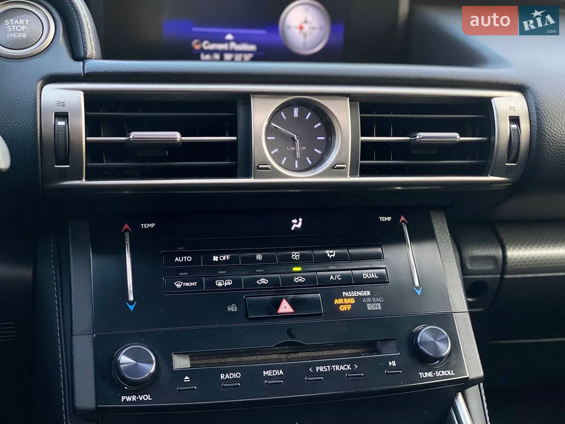 2013 Lexus IS - мініатюра 40