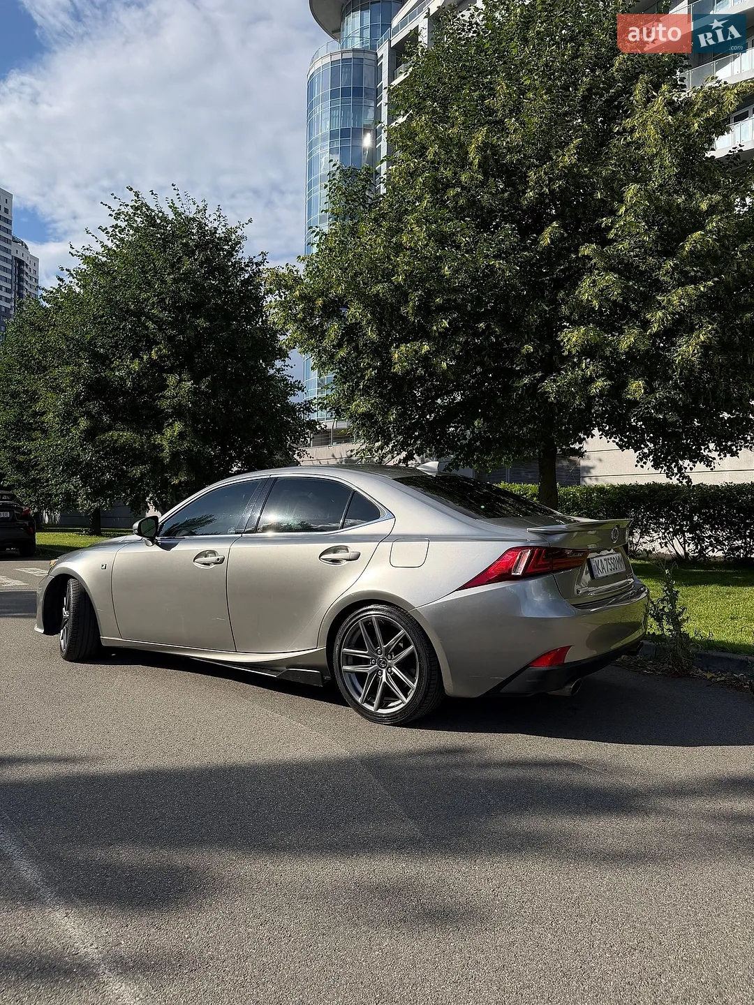 2015 Lexus IS - мініатюра 26