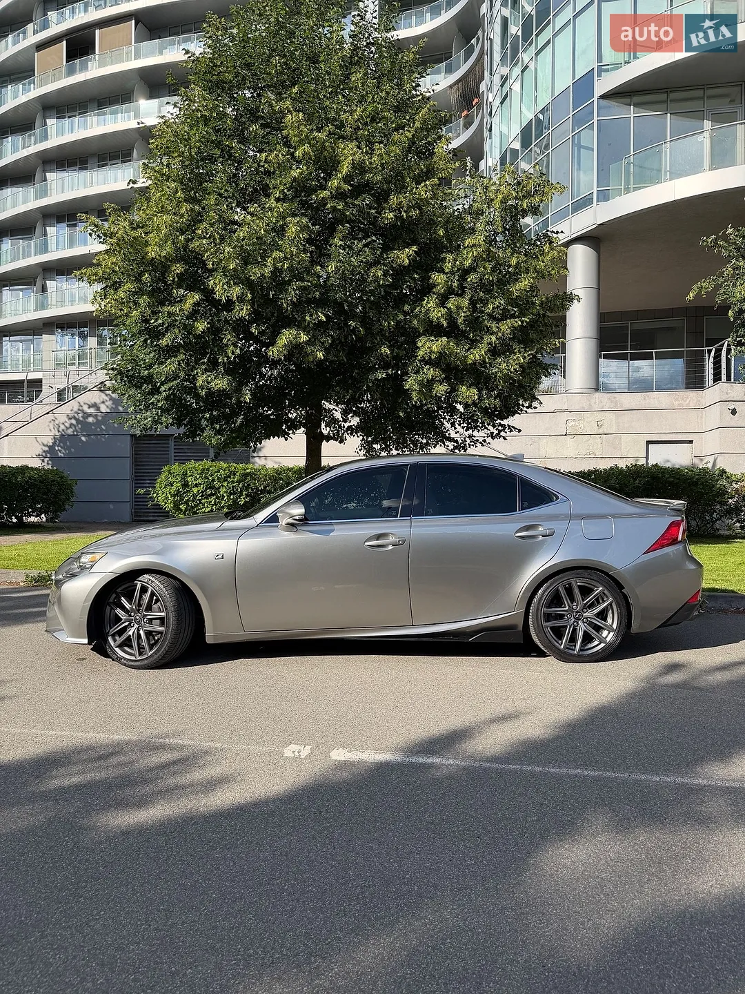 2015 Lexus IS - мініатюра 4