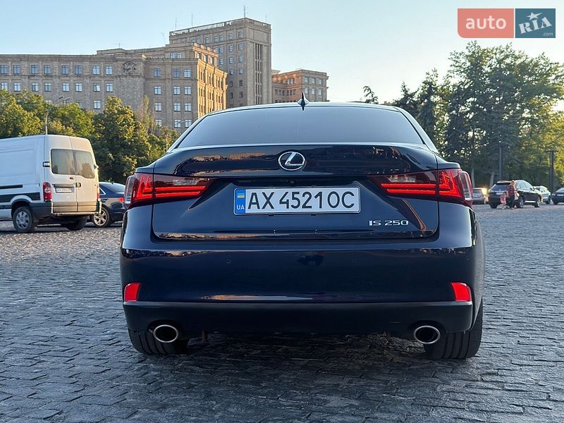 Седан Lexus IS 2014 в Харькове