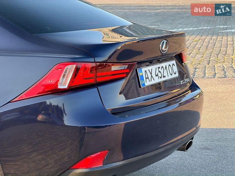 Седан Lexus IS 2014 в Харькове