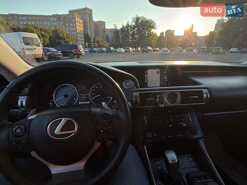 Седан Lexus IS 2014 в Харькове