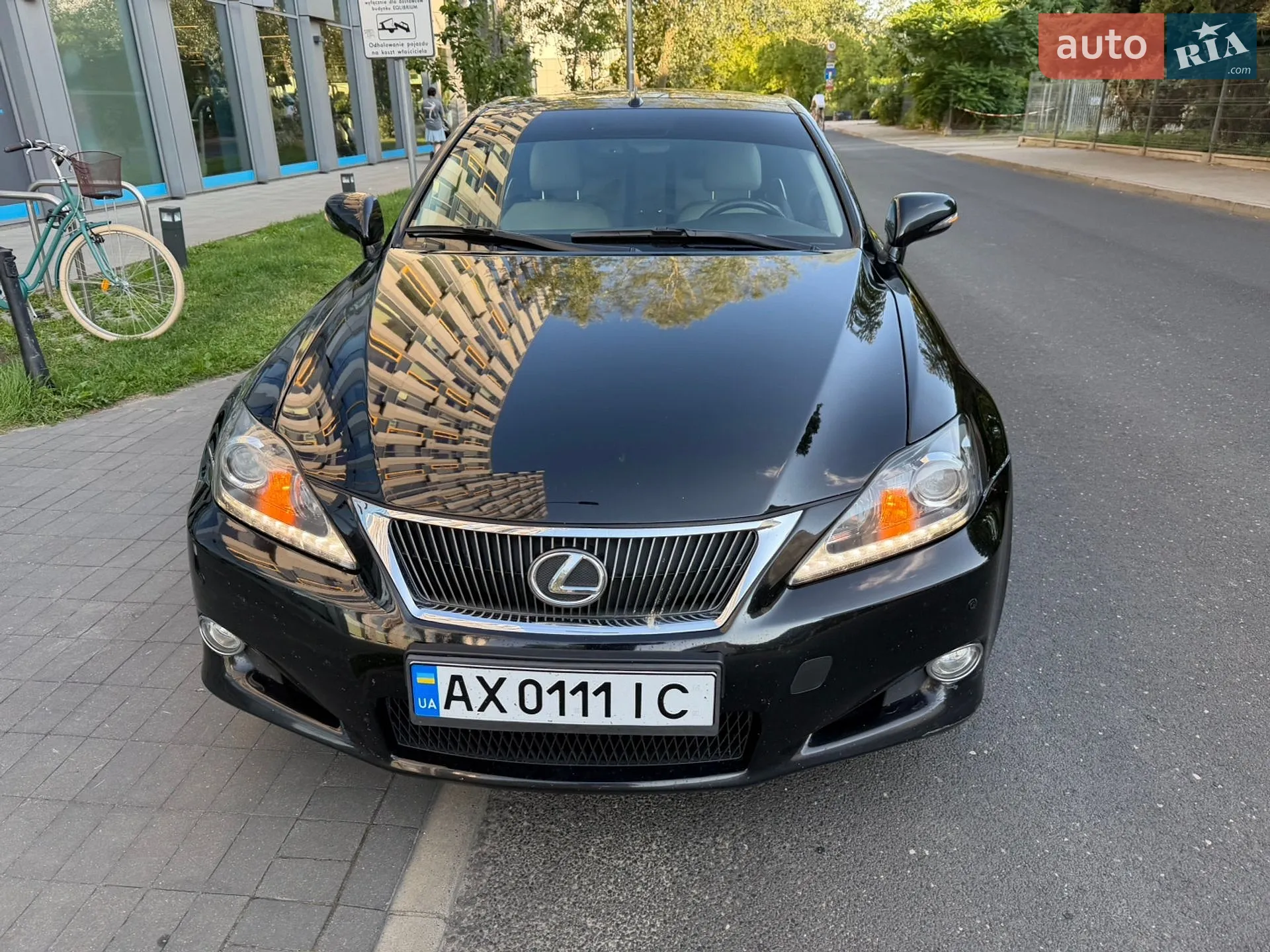 2011 Lexus IS - мініатюра 16
