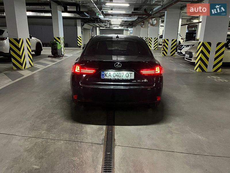 Седан Lexus IS 2014 в Киеве