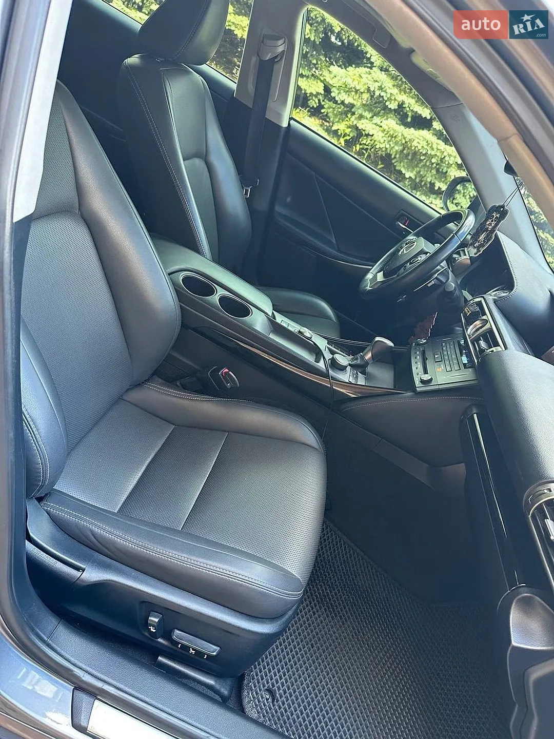 2014 Lexus IS - мініатюра 6