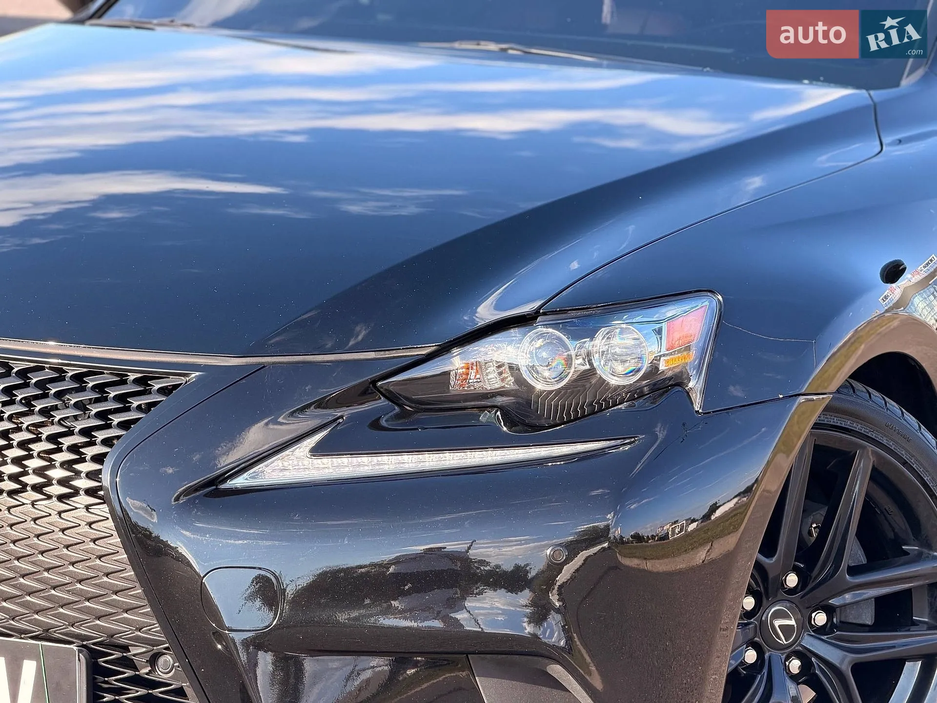 2015 Lexus IS - мініатюра 5