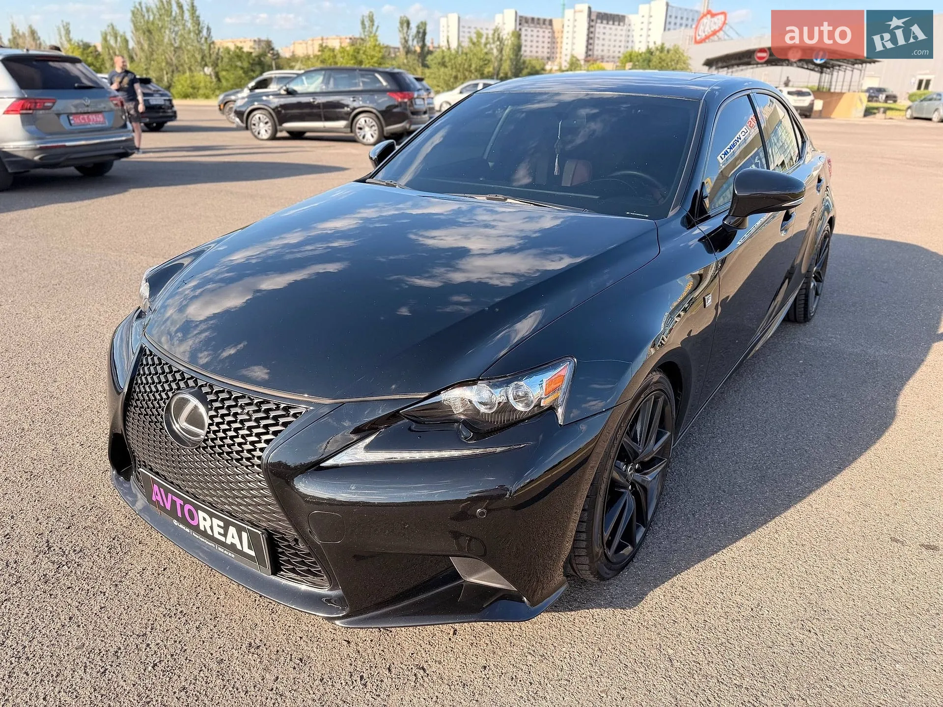 2015 Lexus IS - мініатюра 16