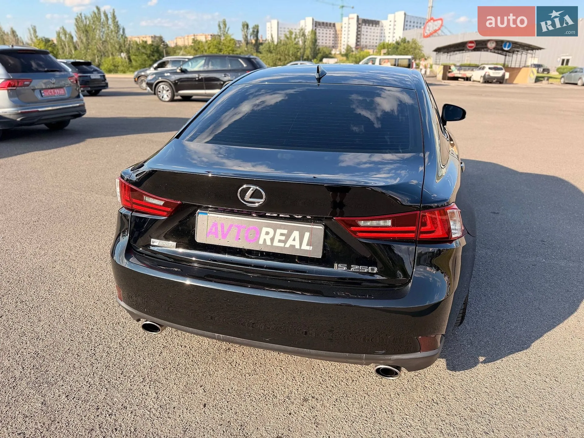 2015 Lexus IS - мініатюра 31