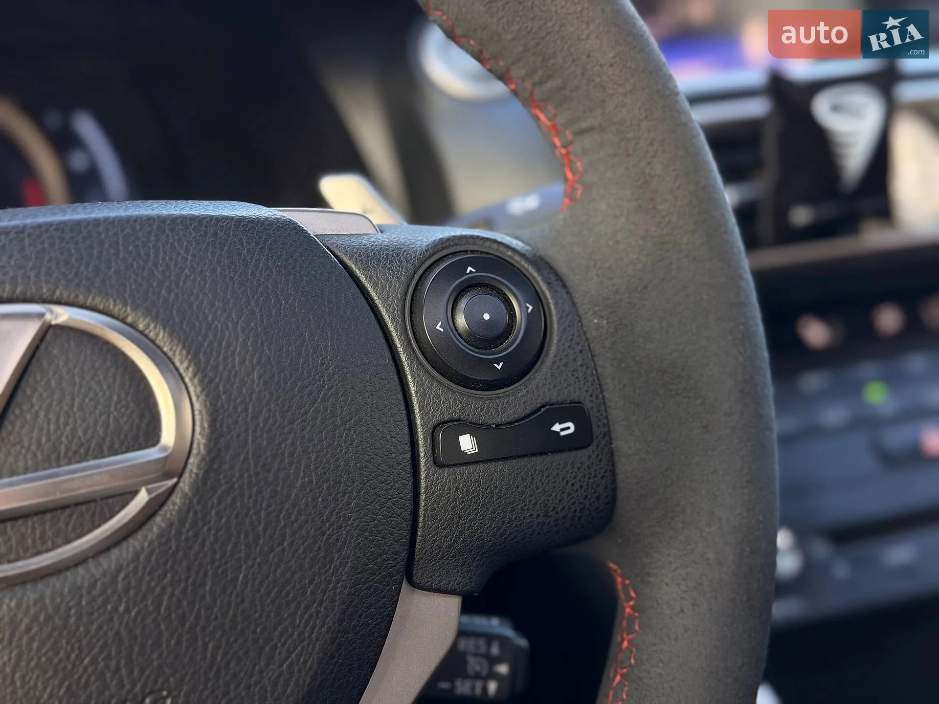 2015 Lexus IS - мініатюра 66