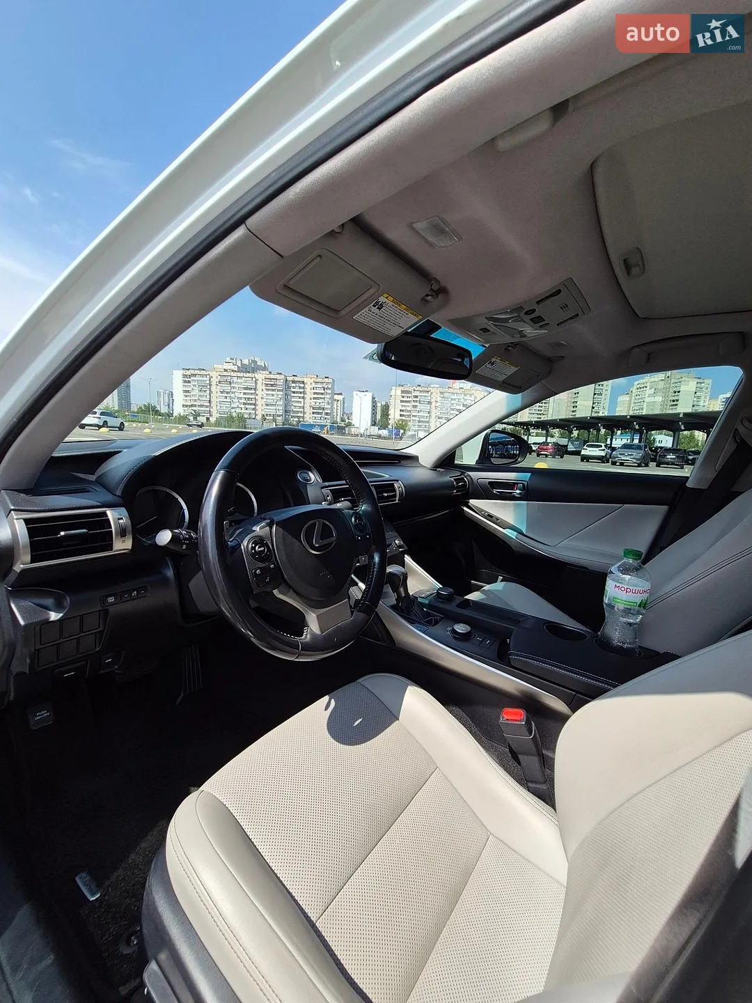 2015 Lexus IS - мініатюра 10