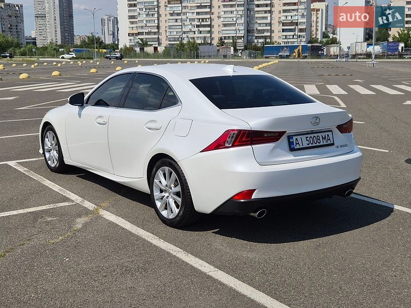 Седан Lexus IS 2015 в Києві фото 6 Седан Lexus IS 2015 в Києві