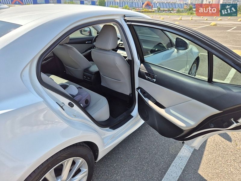 Седан Lexus IS 2015 в Києві фото 15 Седан Lexus IS 2015 в Києві
