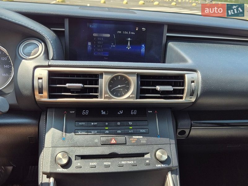 Седан Lexus IS 2015 в Києві фото 17 Седан Lexus IS 2015 в Києві