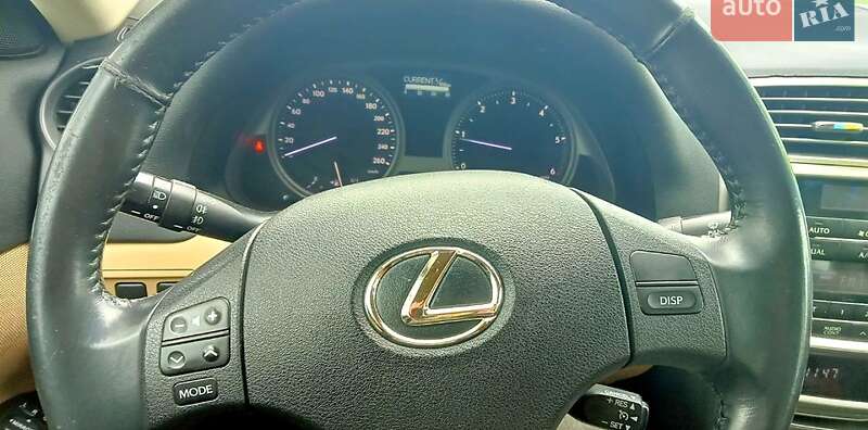 Седан Lexus IS 2007 в Запоріжжі