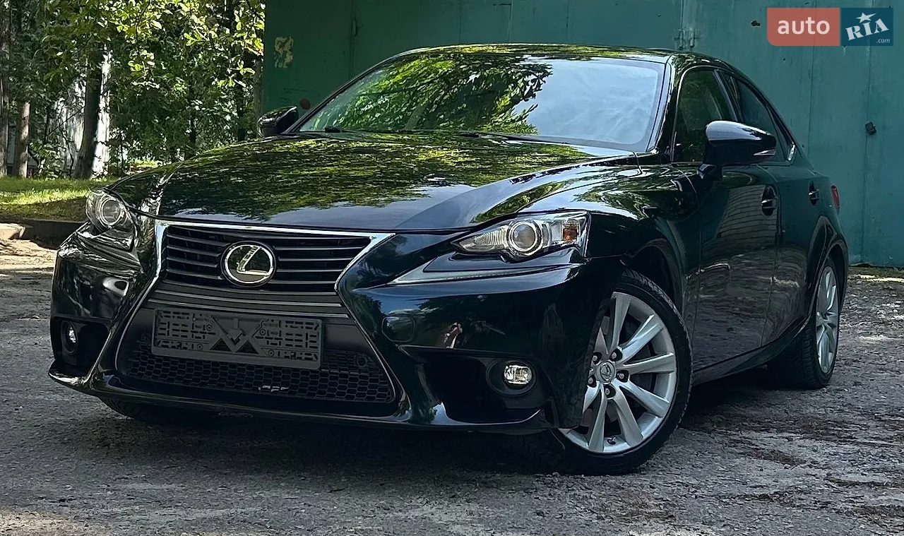2014 Lexus IS - мініатюра 16