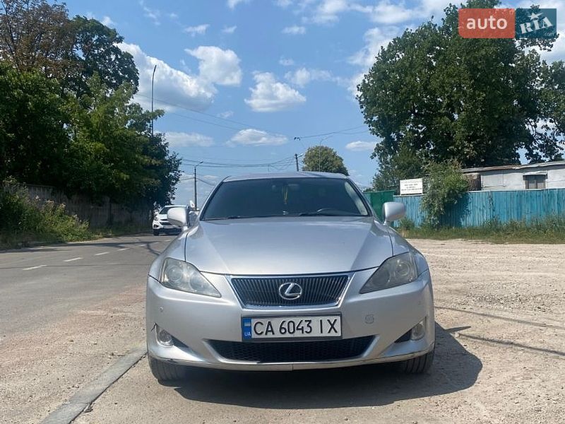 Седан Lexus IS 2006 в Києві