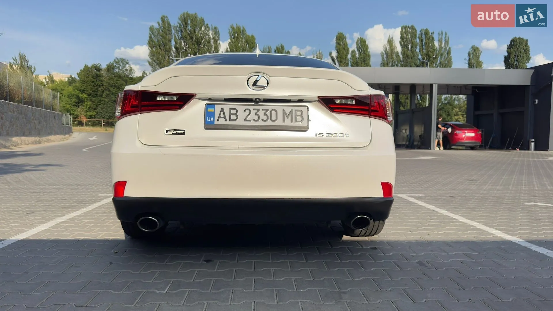 2016 Lexus IS - мініатюра 10