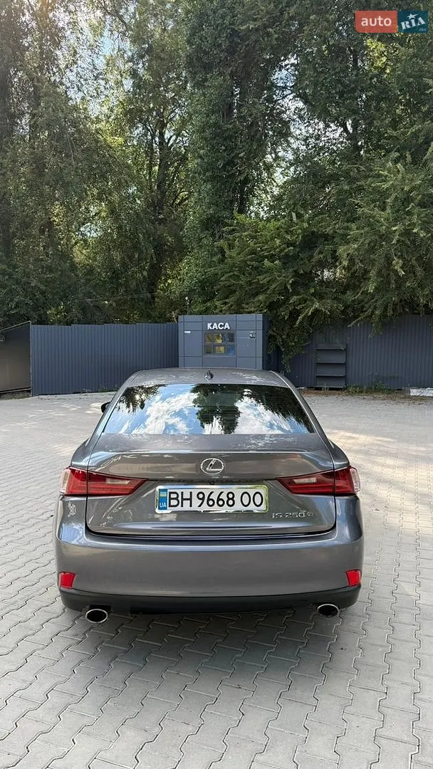 2013 Lexus IS - мініатюра 7