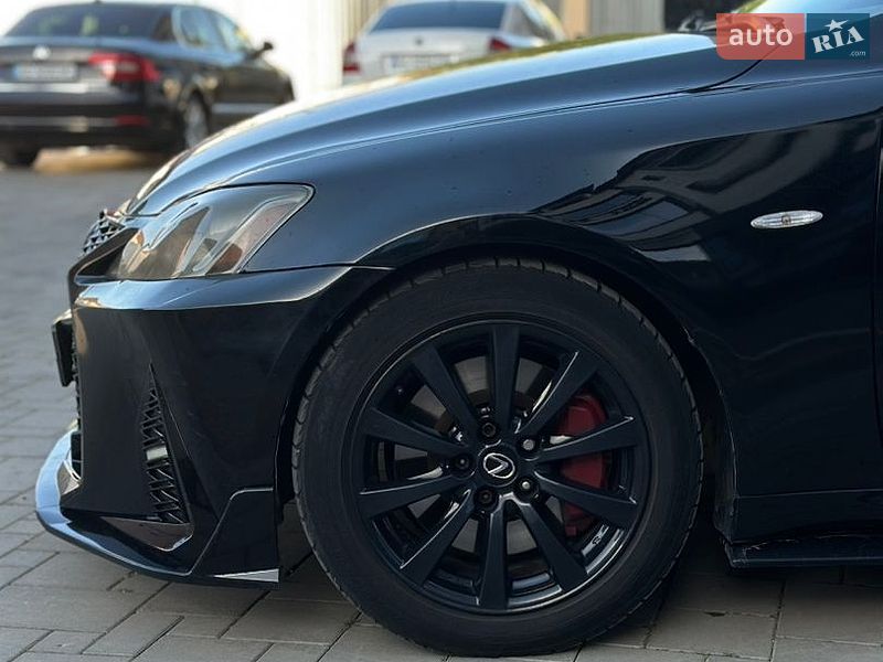 Седан Lexus IS 2007 в Іршаві