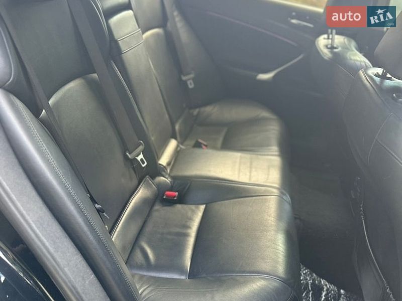 Седан Lexus IS 2007 в Киеве фото 18 Седан Lexus IS 2007 в Киеве