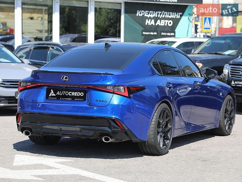 Седан Lexus IS 2022 в Харькове