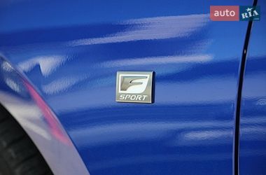 Седан Lexus IS 2022 в Харькове
