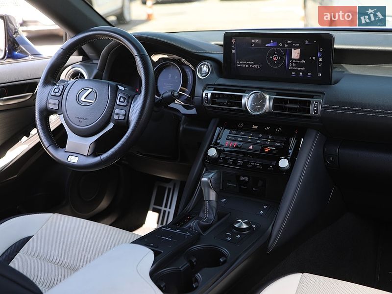 Седан Lexus IS 2022 в Харькове