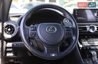 Седан Lexus IS 2022 в Харькове