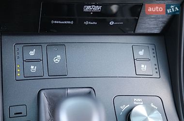 Седан Lexus IS 2022 в Харькове