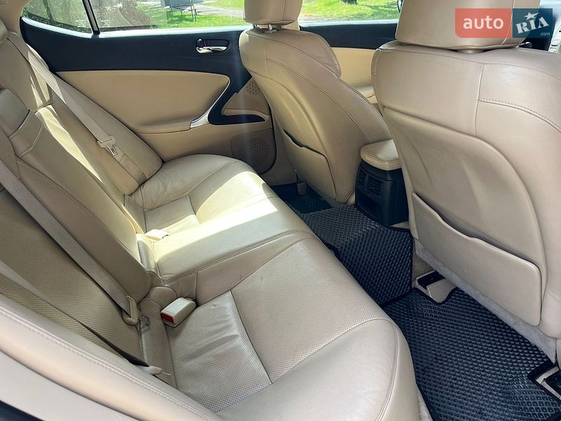 Седан Lexus IS 2006 в Ніжині фото 10 Седан Lexus IS 2006 в Ніжині