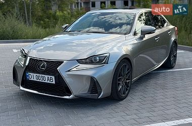Седан Lexus IS 2018 в Хмельницком