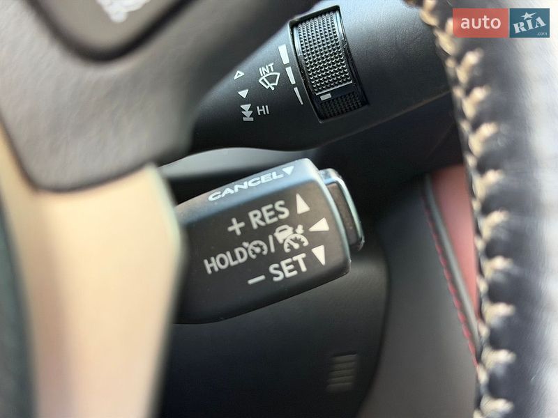 Седан Lexus IS 2018 в Хмельницком