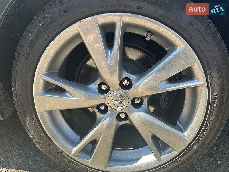 Седан Lexus IS 2010 в Владимире