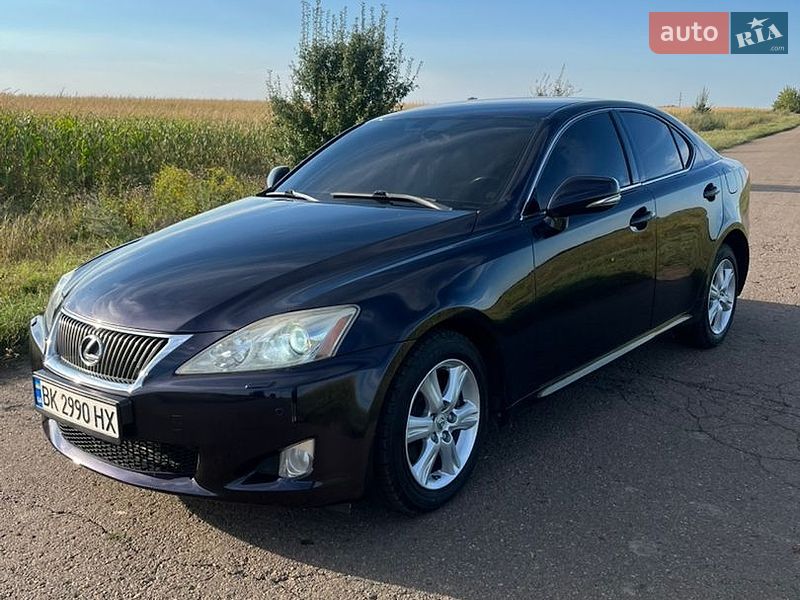 Седан Lexus IS 2010 в Черкассах
