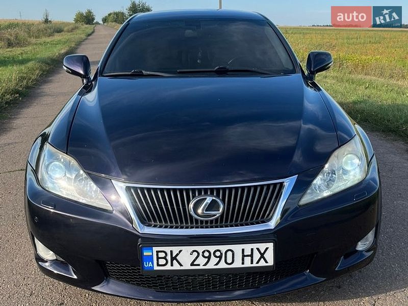 Седан Lexus IS 2010 в Черкассах