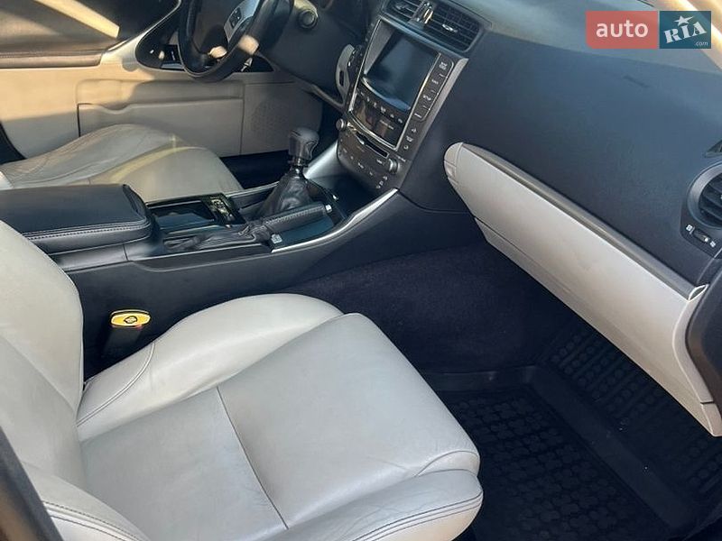 Седан Lexus IS 2010 в Черкассах