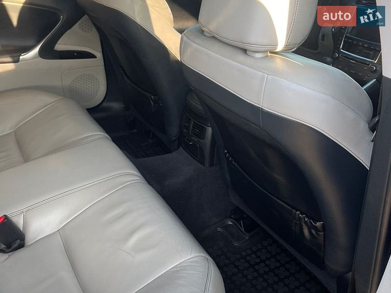 Седан Lexus IS 2010 в Черкассах